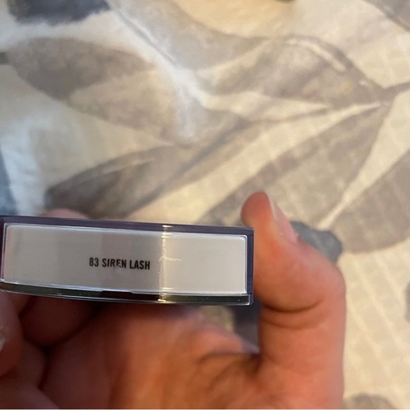 Mac eyelashes - Picture 4 of 4